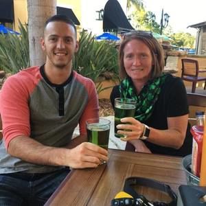 Meet your Posher, Chase